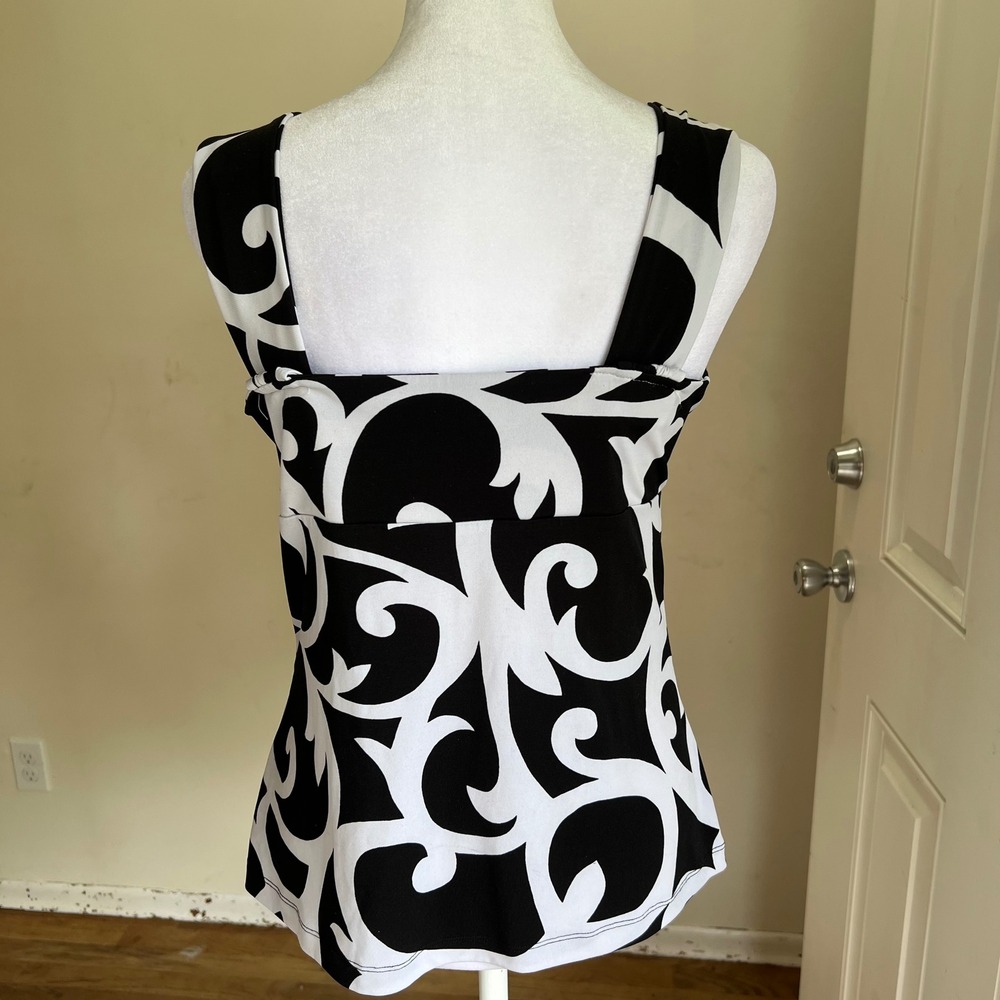 White House Black Market Black White Scroll Print Lace Trim Ruched Top M y2k‎ - Picture 2 of 8